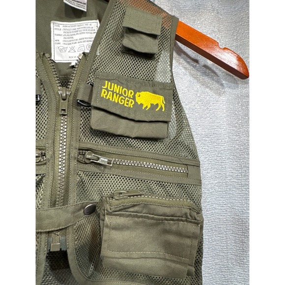 Smith Western Co Kids Yellowstone National Park Junior Ranger Activity Vest XS - Picture 4 of 5